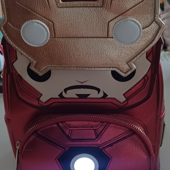 Iron man loungefly - Picture 2 of 4